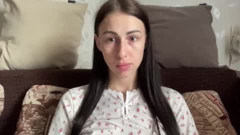 Anna online show from March 19, 9:02 am