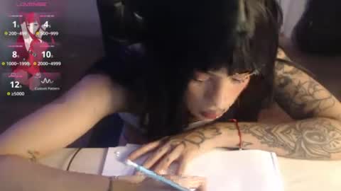 kira online show from June 19, 12:59 am