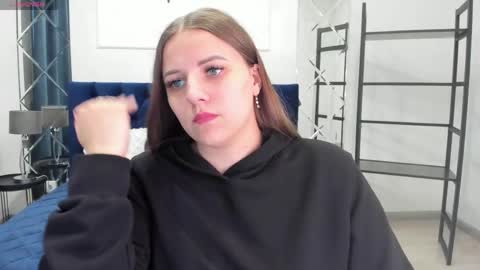 Sofia online show from March 23, 3:12 am