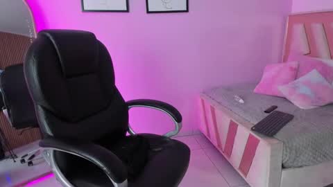 Violetta online show from December 20, 6:56 pm