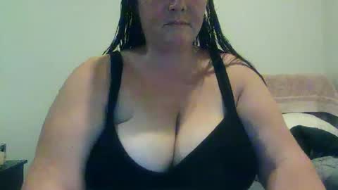 carinabro10 online show from November 25, 9:11 am