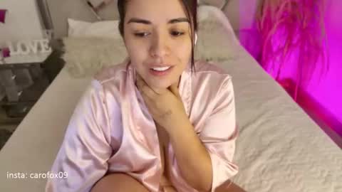 caroline online show from April 16, 4:57 am