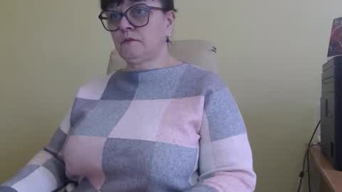 CarolineDream  online show from November 4, 8:19 am