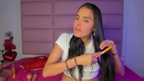 cattalina_25 online show from April 14, 12:49 pm