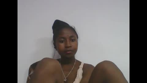 chantale483461 online show from April 12, 7:55 am