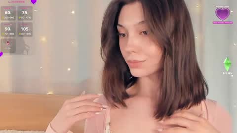 Yumi online show from March 26, 8:10 pm