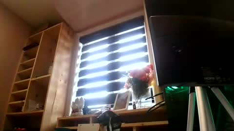 chealsiek online show from March 9, 9:18 pm