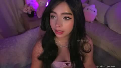 Baby Cherry online show from June 25, 4:01 am