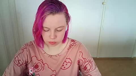 cherrybaby_0 online show from March 9, 7:22 am