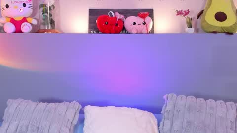 cheryelfox online show from March 13, 9:49 pm