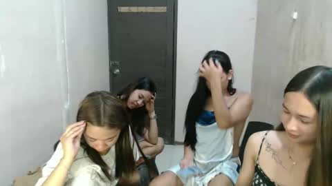 chinny120 online show from April 19, 6:10 pm