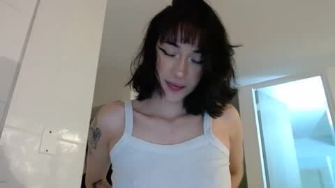 cloes  online show from October 29, 5:12 am