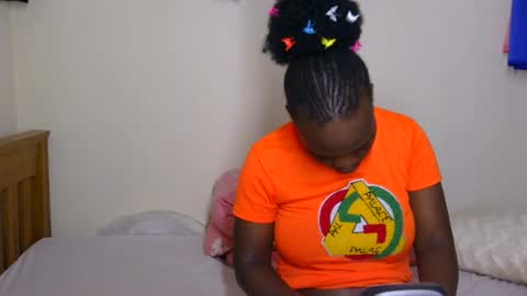 Chocolate Ebony online show from August 9, 3:23 am