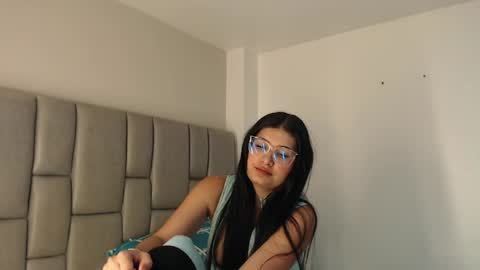 cloe online show from April 13, 1:45 pm