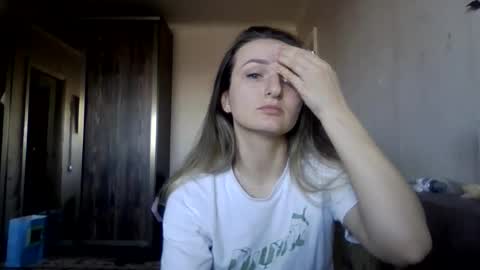 cora_fora online show from February 10, 12:41 pm