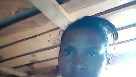 couleur_vanille online show from February 4, 9:45 am