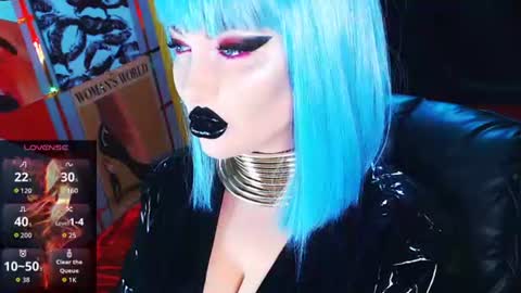 Roxy online show from July 1, 3:33 pm