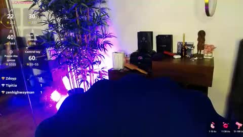 Sophie online show from March 21, 8:19 am