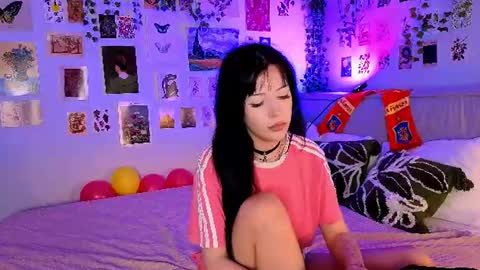 crystall0ve online show from June 24, 3:33 pm
