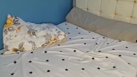 Lolah online show from February 6, 1:47 pm