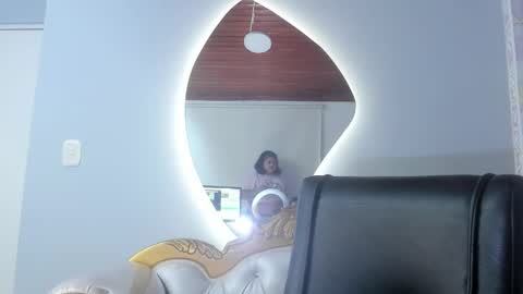  Hanna  online show from February 18, 11:09 am