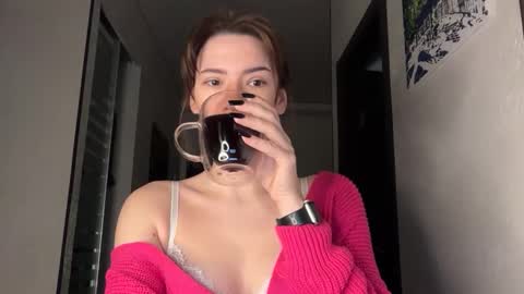 cute_bubbles online show from December 20, 6:56 pm