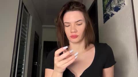 cute_bubbles online show from December 23, 2:04 am