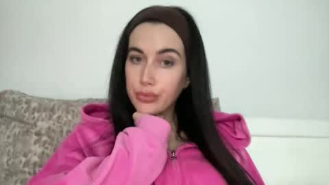 cute_kriss94 online show from January 17, 2:24 pm