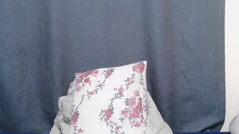 cute_lyn6 online show from June 19, 11:14 am