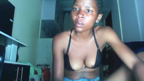 SHARON online show from April 14, 11:05 pm