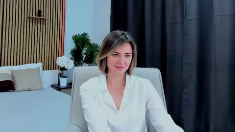 cutemirage online show from April 10, 2:34 pm