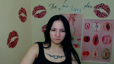 Emma online show from March 15, 1:13 pm