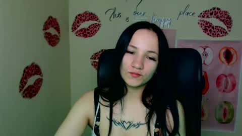 Emma online show from April 6, 6:20 pm