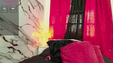 Dakota  online show from March 29, 12:48 pm