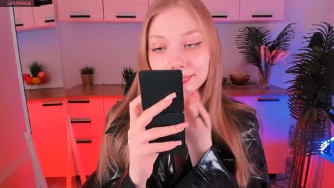 Dakota online show from April 11, 11:36 am