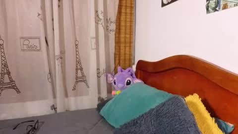 lissa online show from February 25, 1:04 am