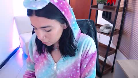 Veronica online show from March 14, 12:50 pm