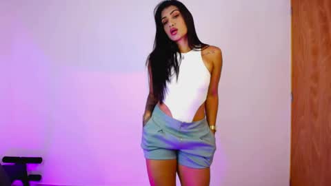 Danna Wells online show from April 16, 1:17 am