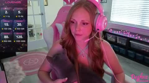 Daphne Madison online show from August 4, 9:32 pm