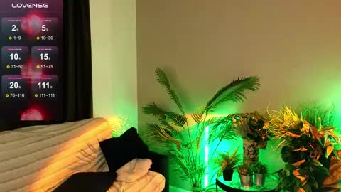 Eva online show from April 12, 5:16 pm