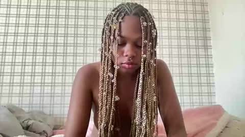 Devine Star online show from March 15, 4:36 am