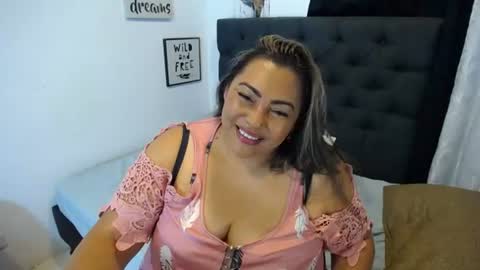 Mariana online show from June 21, 3:43 am