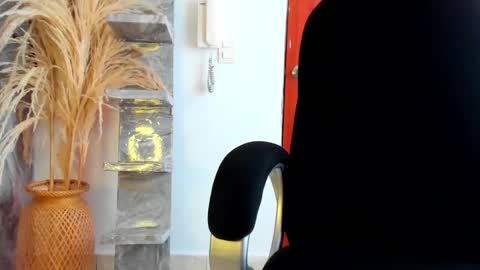 C E L E S T E  online show from March 26, 12:40 pm