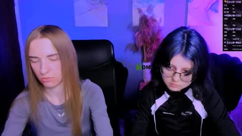 doll_vey online show from December 14, 8:14 pm