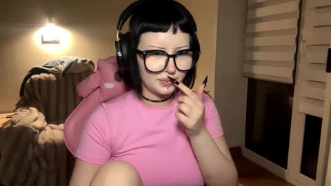 Cati online show from March 15, 2:41 pm