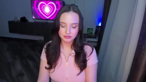 Dora Charmer online show from March 12, 10:01 pm