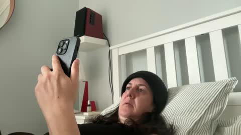 Dr. Resa online show from April 3, 7:17 am