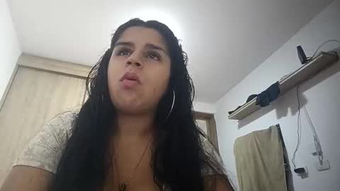 dulcekatty18 online show from April 17, 2:19 pm