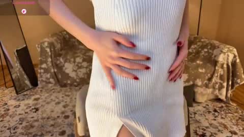 e1ara online show from April 9, 10:53 am