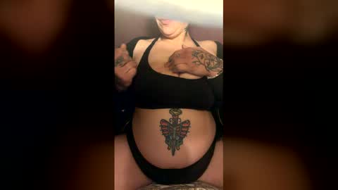 eggsma666 online show from April 3, 10:35 am